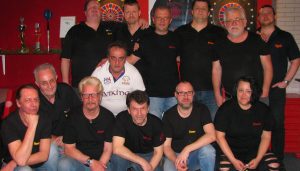 Sex, Darts & Rock'n Roll zu Gast bei den Geselligen in Jannis Bistro